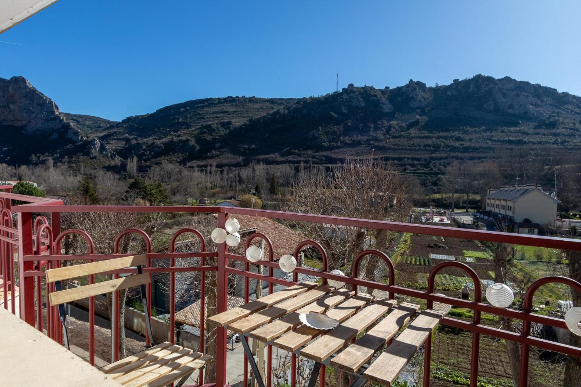 Hostal Lobrega Torrecilla en Cameros ภายนอก รูปภาพ