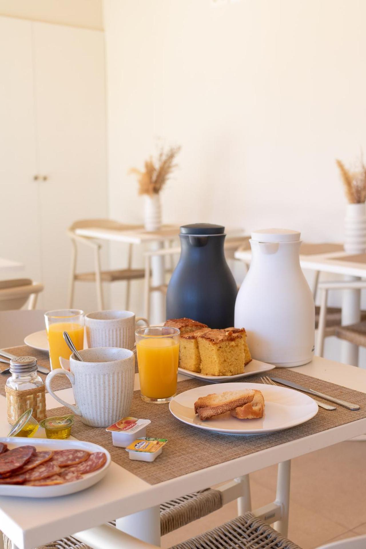 Hostal Lobrega Torrecilla en Cameros ภายนอก รูปภาพ