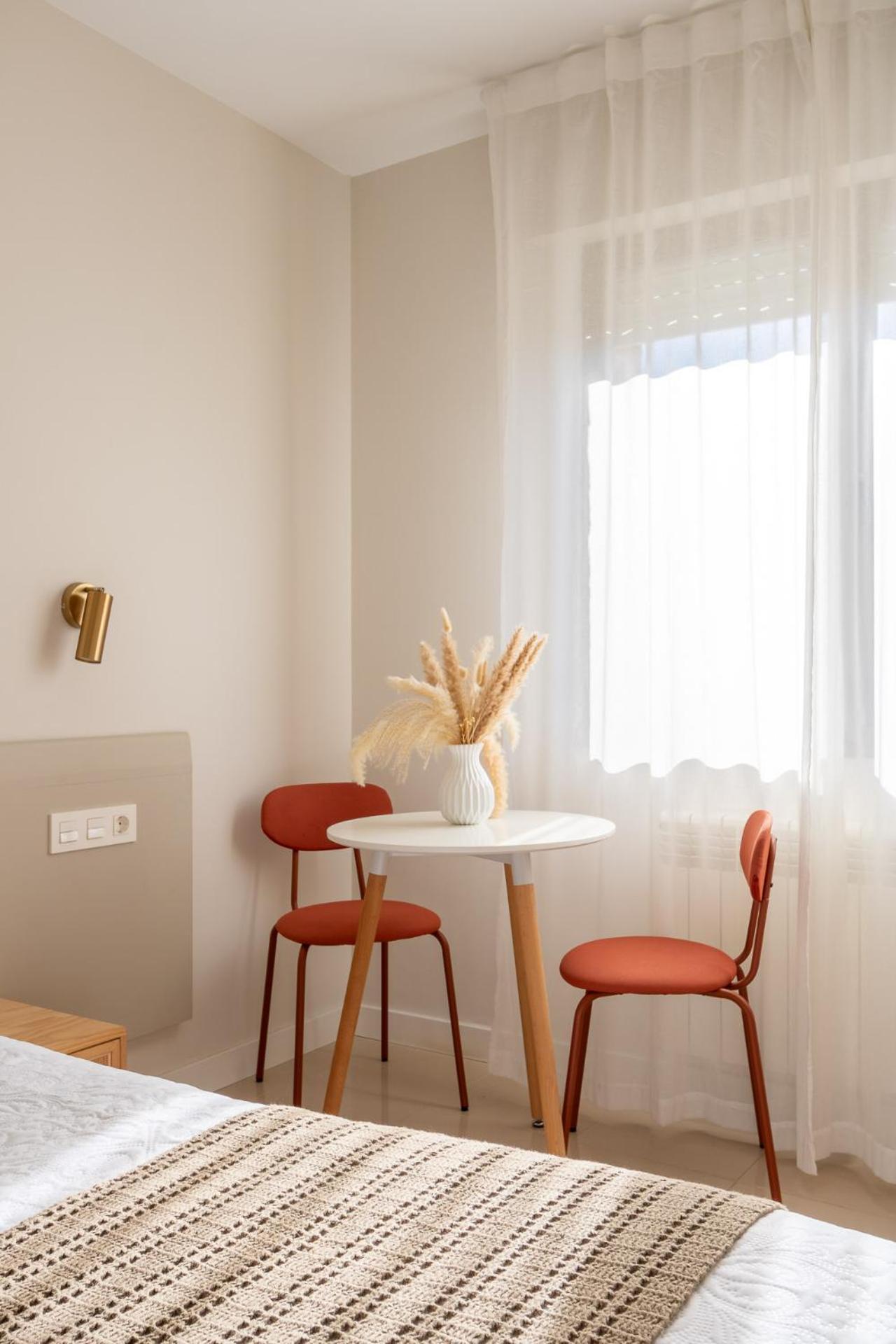 Hostal Lobrega Torrecilla en Cameros ภายนอก รูปภาพ