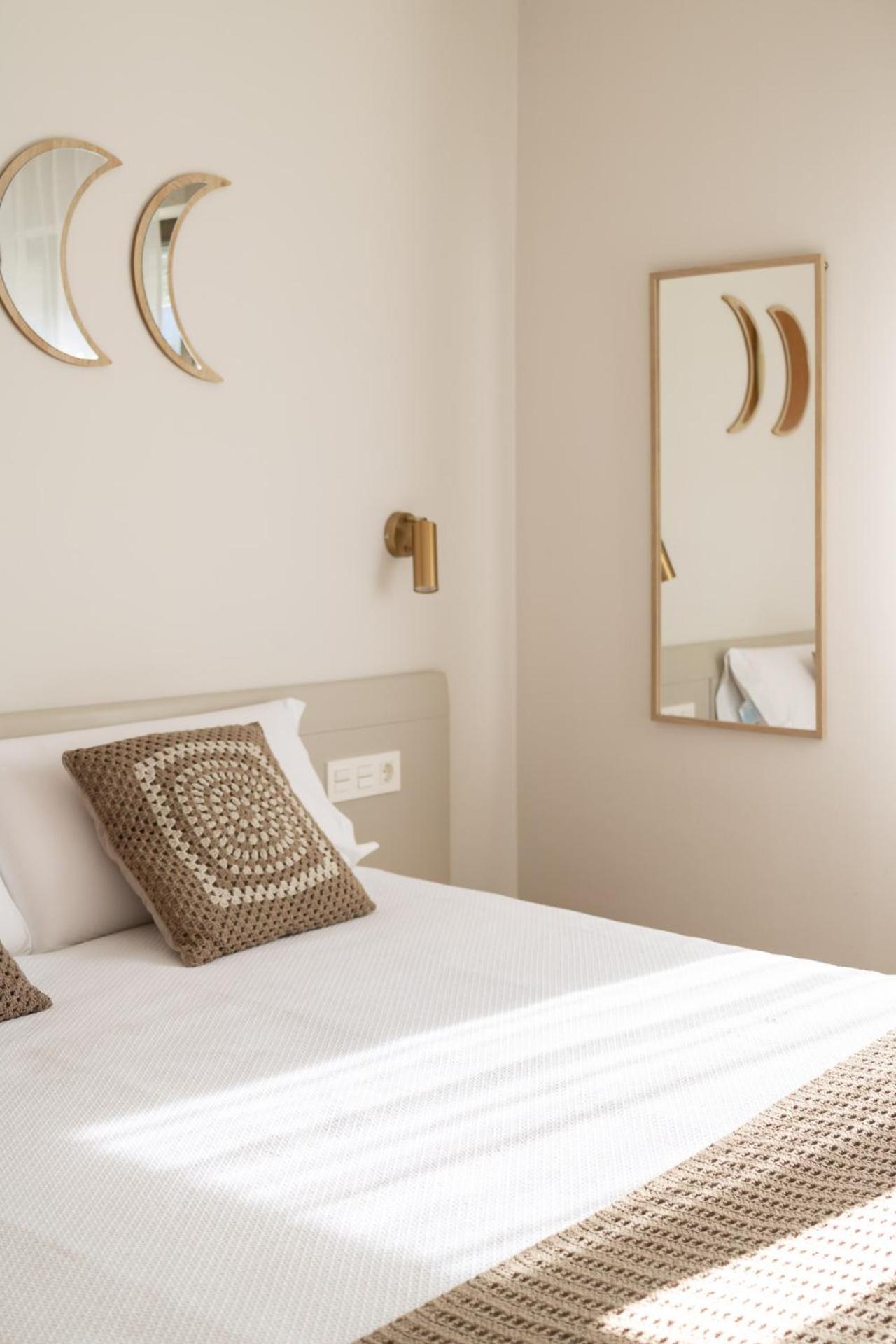Hostal Lobrega Torrecilla en Cameros ภายนอก รูปภาพ