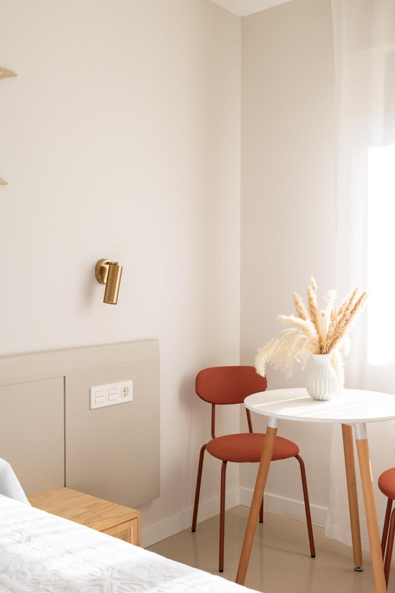 Hostal Lobrega Torrecilla en Cameros ภายนอก รูปภาพ