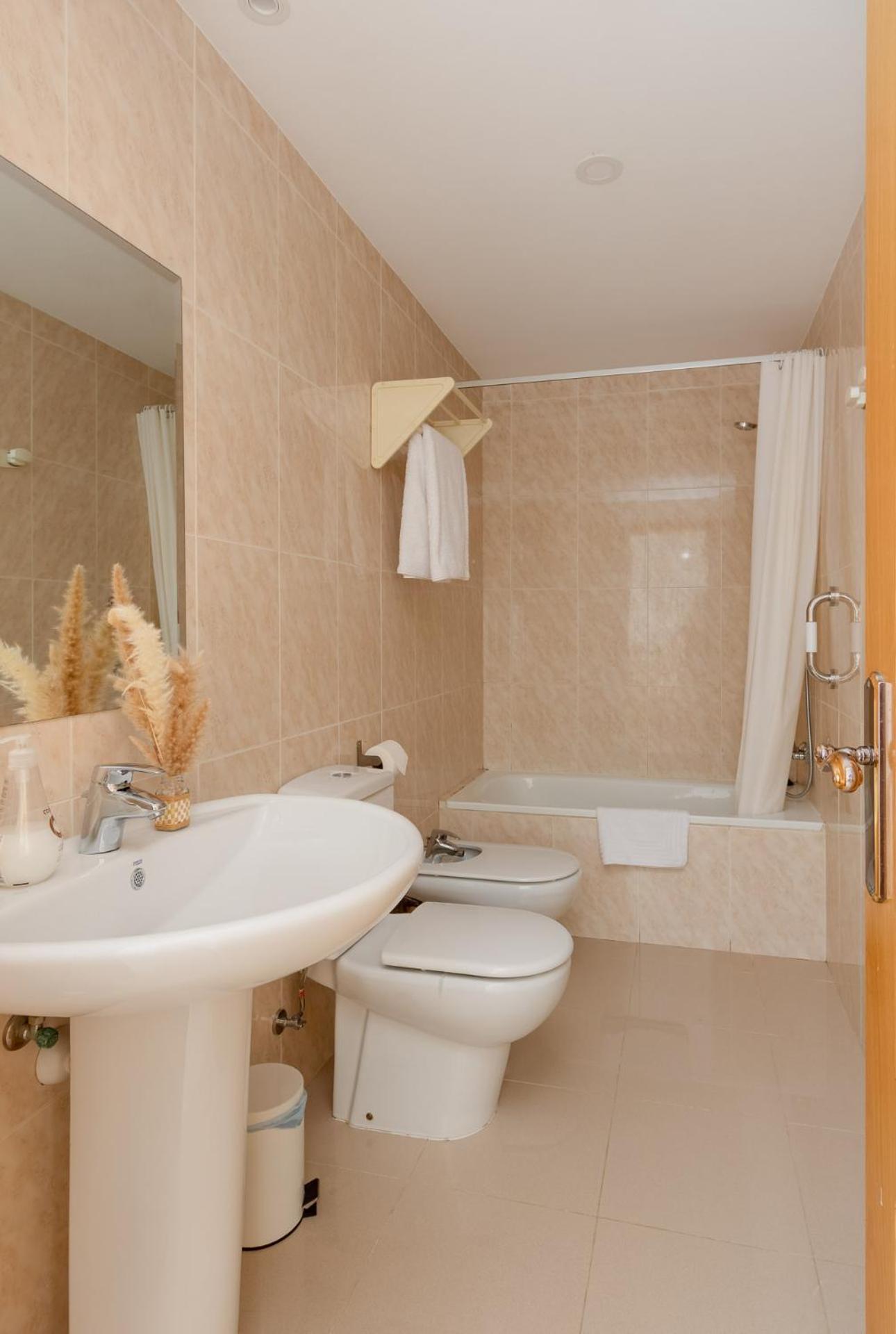Hostal Lobrega Torrecilla en Cameros ภายนอก รูปภาพ
